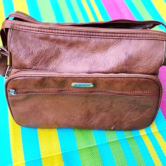 Samsonite Brown Carry On Luggage Travel Distressed Leather Sturdy Zip Adjustable - Picture 1 of 13